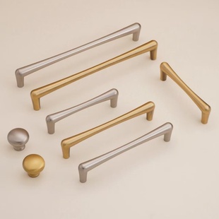 拉丝锌合金门拉手金色衣柜平开门拉手柜门抽屉餐边柜奶油风门把手