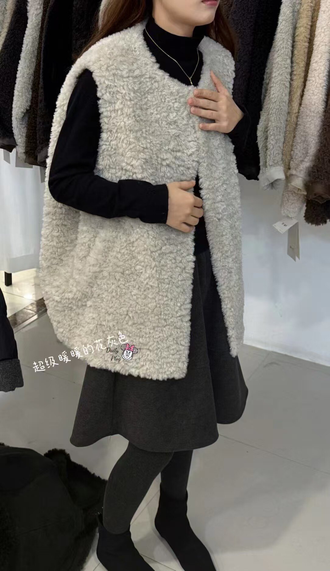 9091秋冬加厚宽松慵懒风无袖毛毛马甲女时尚复古马夹外套,女装/女士精品,马夹,淘宝优惠券,粉丝福利购,淘宝优惠卷