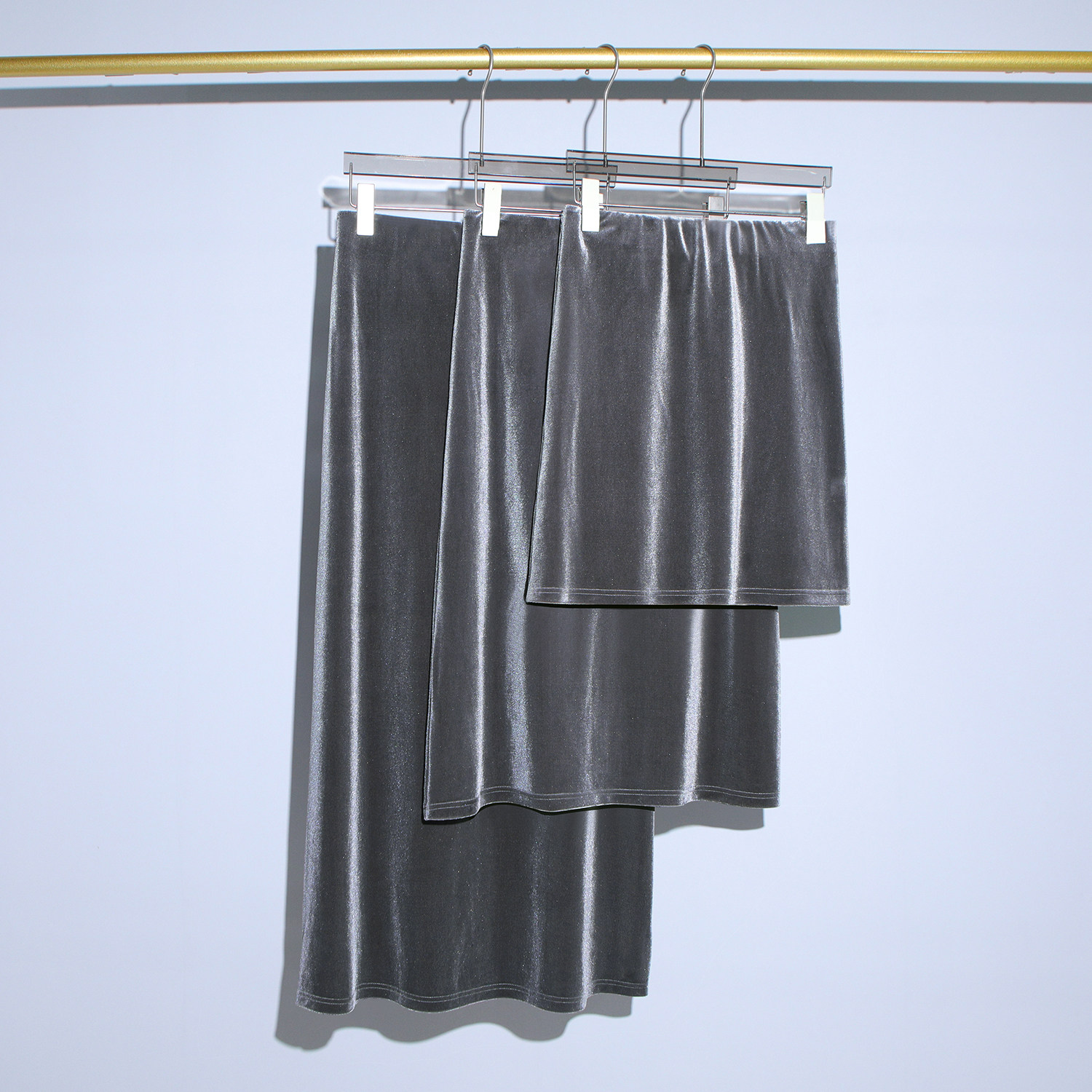 秋冬新款银河灰丝绒高腰显瘦长裙松紧腰开叉小个子A字直筒半身裙