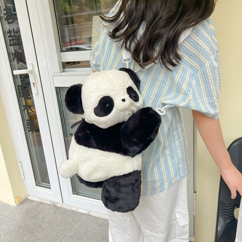 日系可爱毛茸茸熊猫单肩包女韩版ins少女学生两用百搭毛绒斜挎包