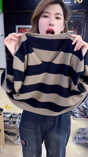长袖毛衣女春季新款时尚宽松条纹针织衫减龄显瘦V领针织妈妈小衫