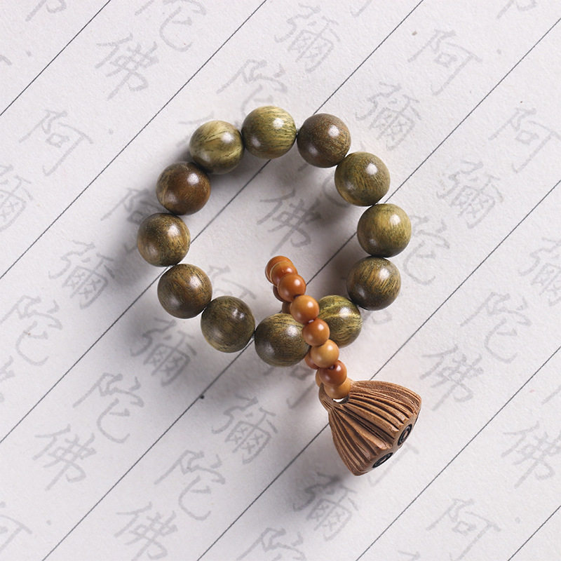 กำไลข้อมือของเล่นปลายปลายนิ้ว ทำจากไม้จันทน์สีเขียว พร้อมเม็ดมะกอก สำหรับผู้หญิง ลูกประคำทางพุทธศาสนาสำหรับผู้ชาย