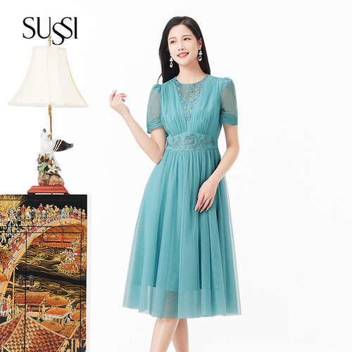 SUSSI/古色收腰连衣裙显瘦