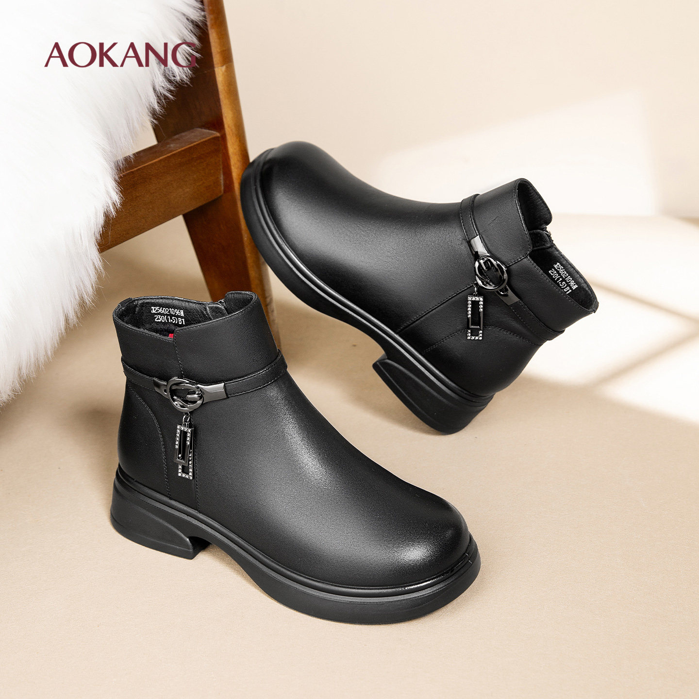 奥康 女鞋2025冬季新款时尚加绒女靴粗跟防滑保暖妈妈棉鞋N