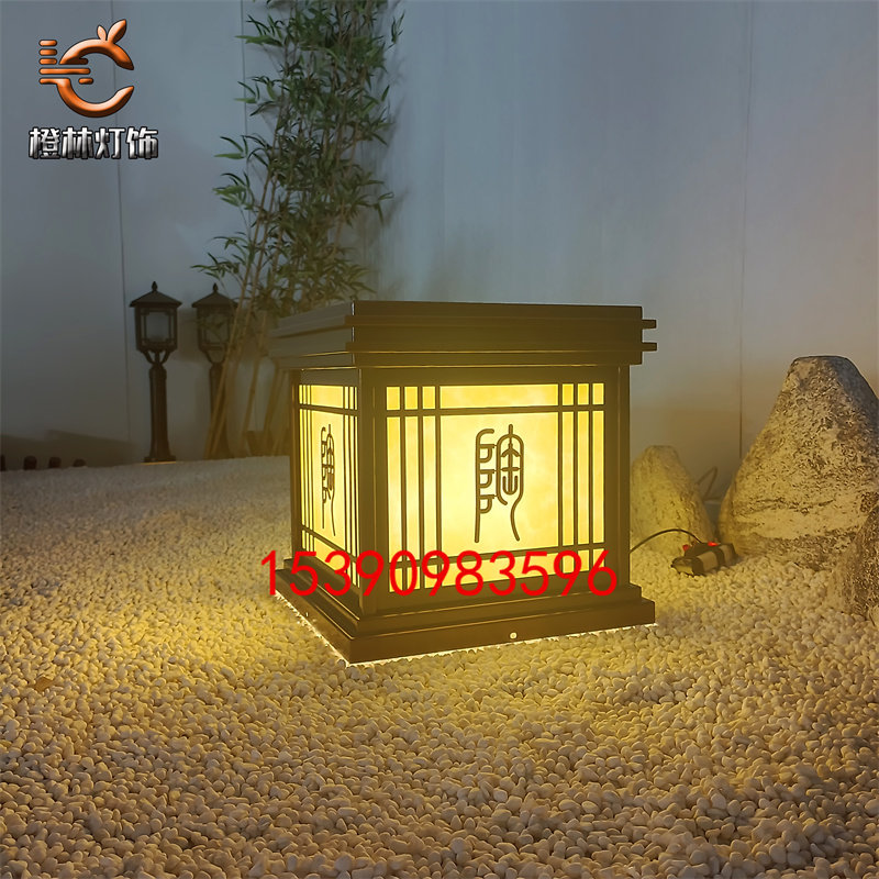 售楼中心大门正方形灯箱仿云石红古铜柱顶灯四面刻字大理石景观灯