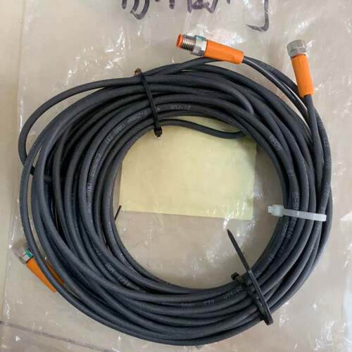 可议价连接线，制造，型号EVC259，长度5米。黑色