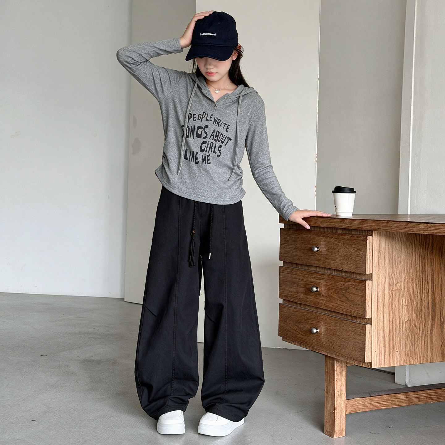 女童早秋帽衫2026新款套装图片