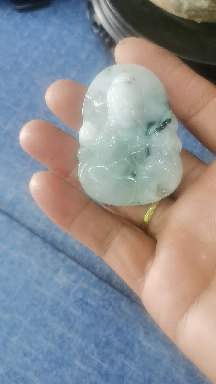 翡翠观音自己加工一手货源颈饰