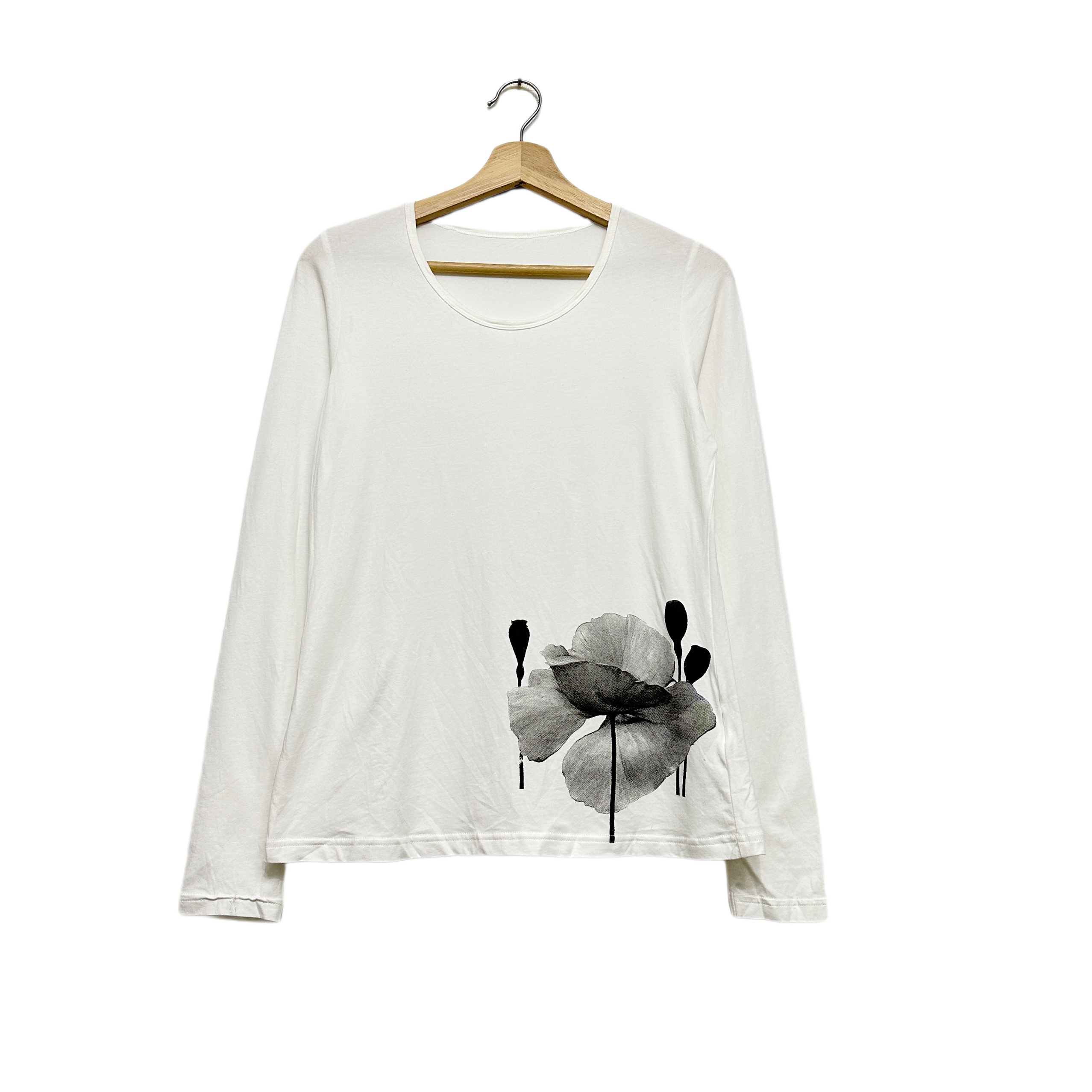 圣迪折扣女装 时尚写意水墨印花休闲简约圆领修身长袖弹力棉T恤