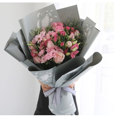 灵山县六峰路江滨一路大转盘江南路鲜花店七夕节店速递玫瑰生日七