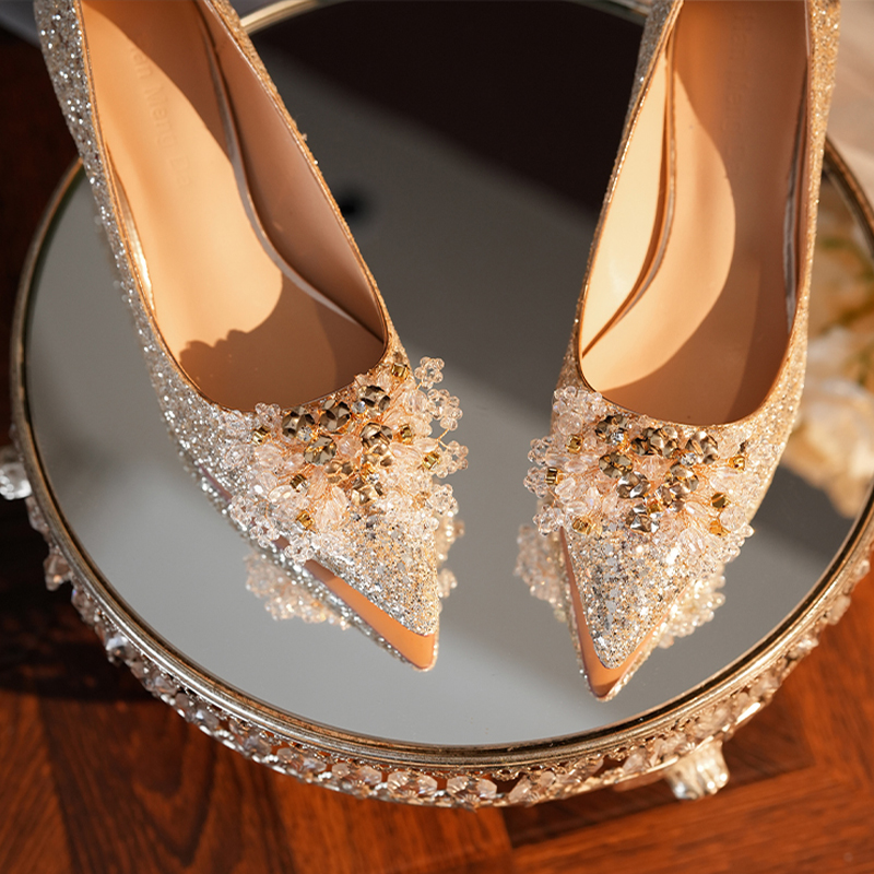 法式2025新款高级感水晶鞋