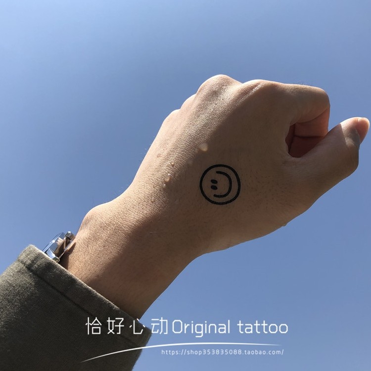 10张权志龙笑脸纹身贴防水男持久手上刺青一次性gd笑脸情侣纹身