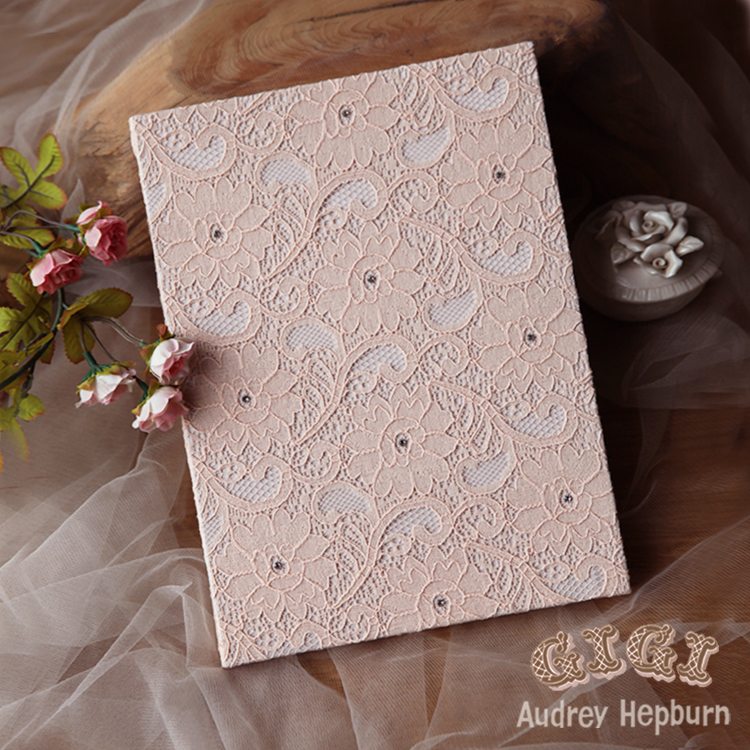 粉色蕾丝结婚礼誓言本卡香港婚书