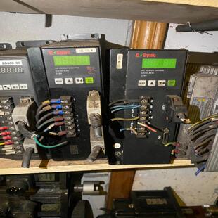 本自看标签功能正常运费倒付 娜娜配件 SYNC伺服驱动器版