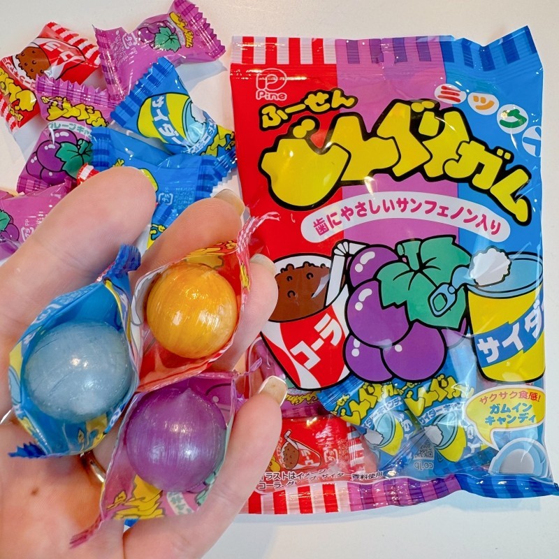 日本进口pine佩茵口香糖气泡糖可乐葡萄汽水味夹心儿童泡泡糖喜糖