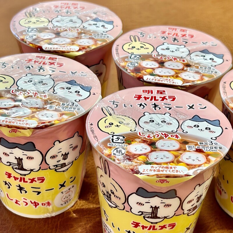 日本明星chiikawa杯面