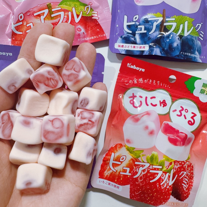 日本进口KABAYA卡巴也空气感草莓味软糖水果味夹心糖果袋装零食