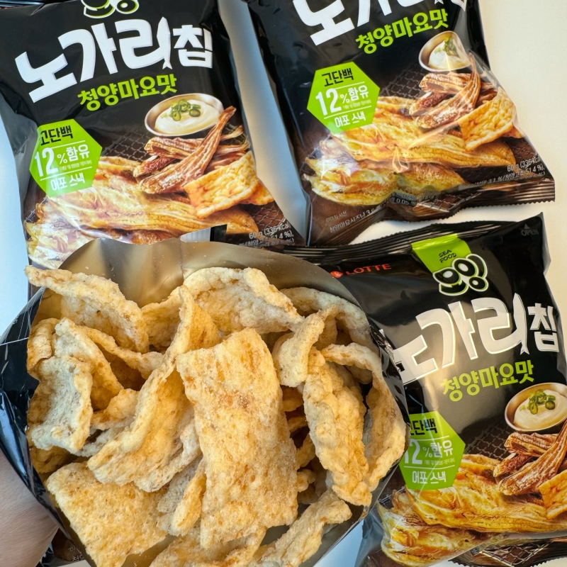 好吃推荐~韩国进口LOTTE乐天蛋黄酱辣味明太鱼脆片膨化零食薯片