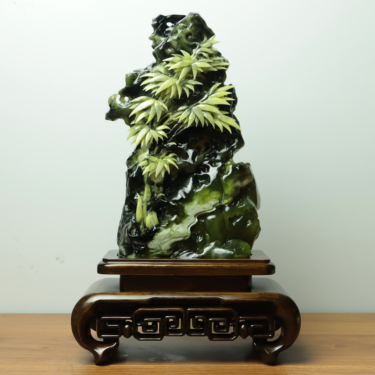 天猫老店手工雕刻高端礼品摆件