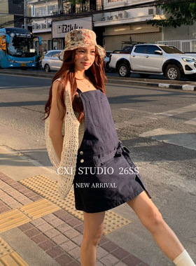 法式设计感复古纯色百搭背带裙女2026春季新款显瘦气质背心裙