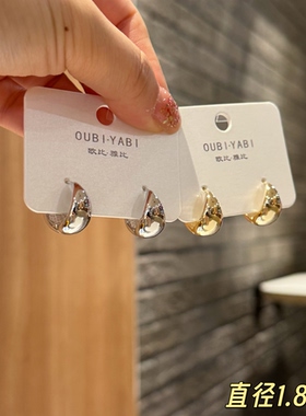 欧比雅比新款耳环光面金属水滴耳扣气质精致百搭通勤耳饰00754