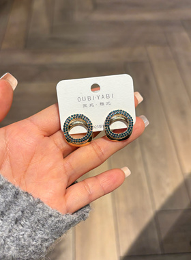欧比雅比高级感精致时尚通勤简约小众设计感个性耳环耳饰43676