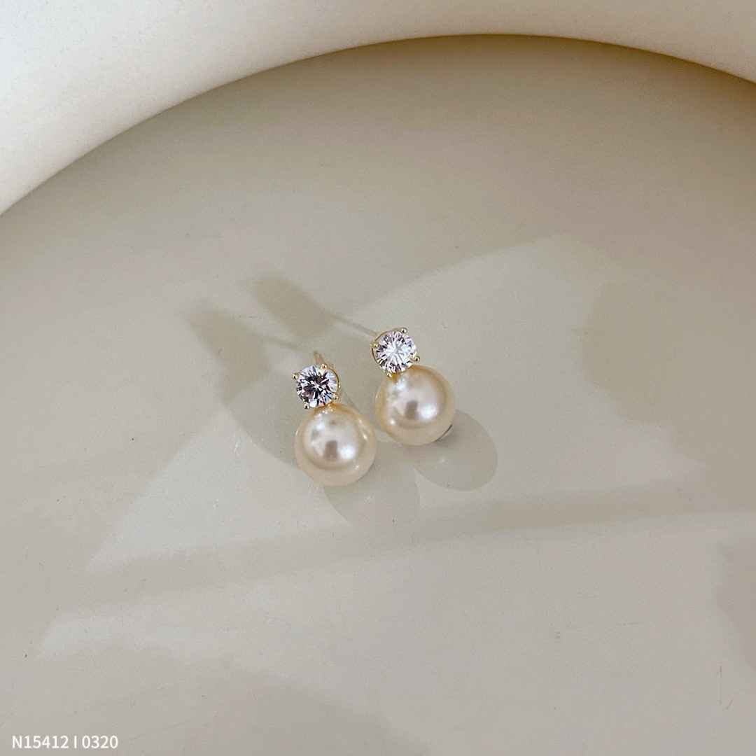 欧比雅比气质百搭高级感温柔法式简约冷淡风仿珍珠耳钉耳环15412