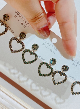 欧比雅比新款甜美网红时尚气质个性夸张日韩满锆爱心款耳环6322