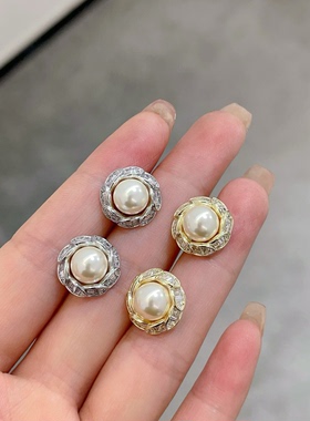 欧比雅比新款时尚高级感气质精致淑女甜美个性复古百搭耳钉17239