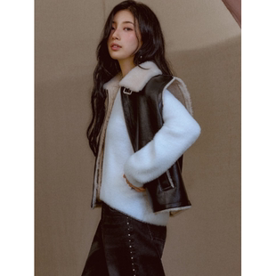 GUESS/盖尔斯韩国代购直邮25冬女裴秀智同款轻便柔软毛衣YP4S1654