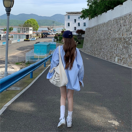 Yilann蓝色中长款衬衫女2024新款春装休闲宽松韩版高级感长袖上衣