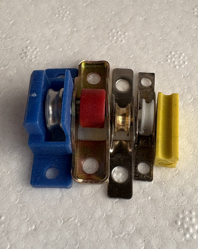 铝合金纱窗塑钢窗滑轮推拉纱扇滑轮纱扇小滚轮768088金刚网老式