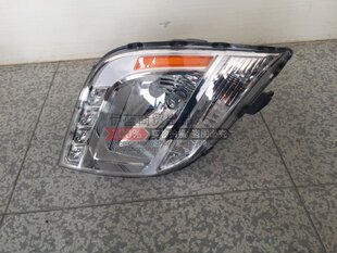 大通V80大灯总成V80前组合大灯V80前夜光照明灯V80大灯V80前大灯