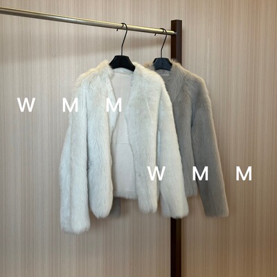 WMM长毛小V领托卡真一体百搭女秋冬新款百搭气质轻奢毛毛外套设计