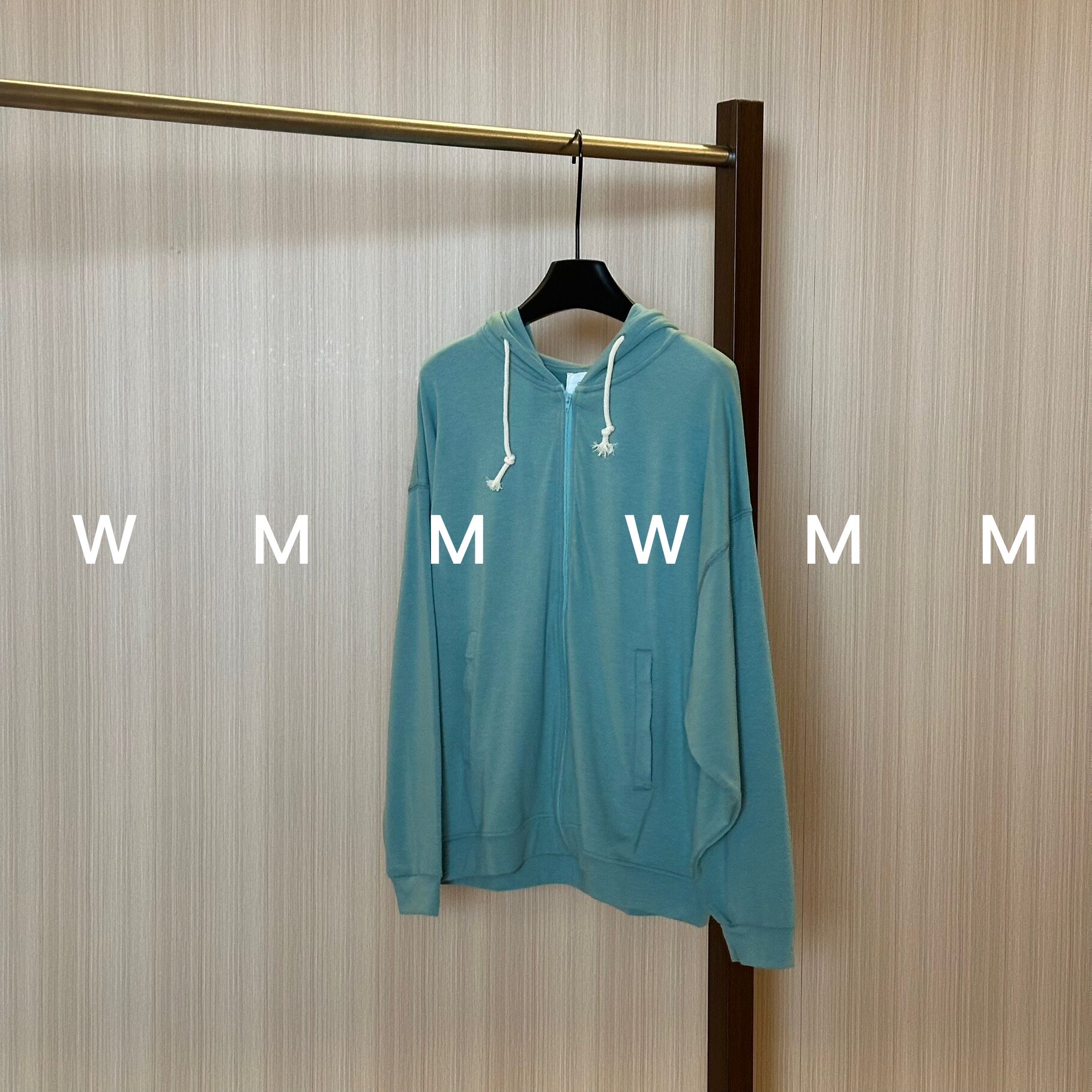 WMM水鸭绿宽松连帽卫衣常规版型女纯色百搭时尚休闲韩系舒适上衣