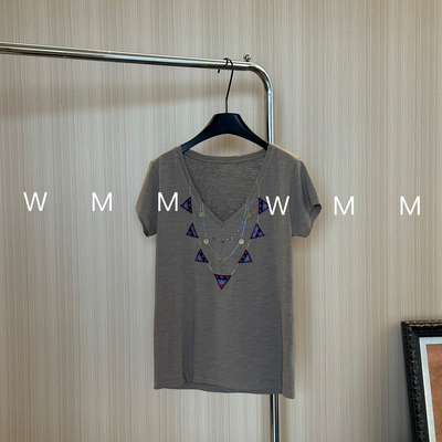 WMM神秘国度v领民族风短袖T恤女夏季新款几何刺绣百搭显瘦上衣