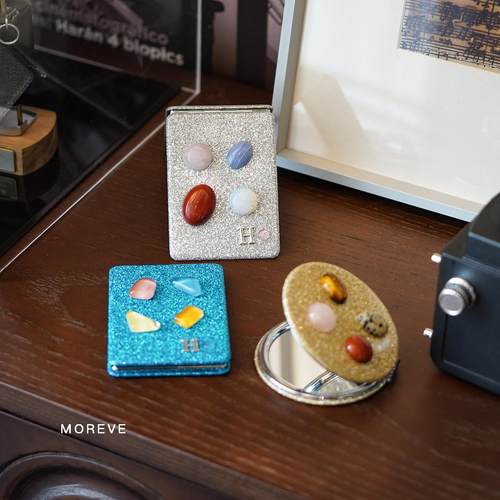 Moreve小巧便携天然石材化妆镜