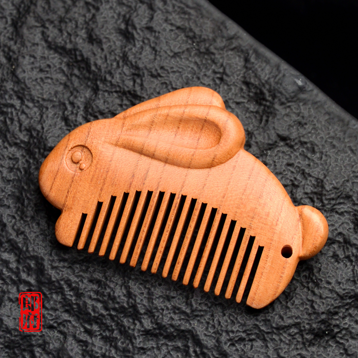 郎府桃木梳子迷你兔子雕刻便携梳