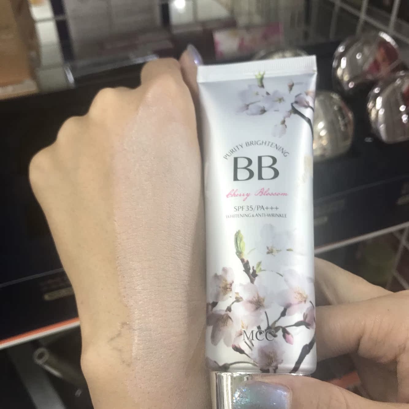 º«¹ú MCC Ó£»¨ÈóÔóBB˪ °×ðª ÕÚè¦·Ûµ× ×¨¹ñÕýÆ·