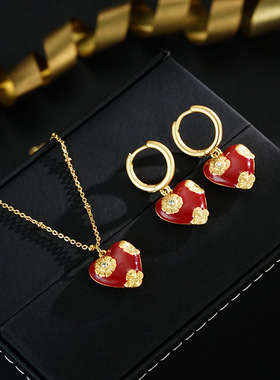 轻奢甜美安克拉红色爱心吊坠项链耳环减龄可爱独特耳扣锁骨链耳饰