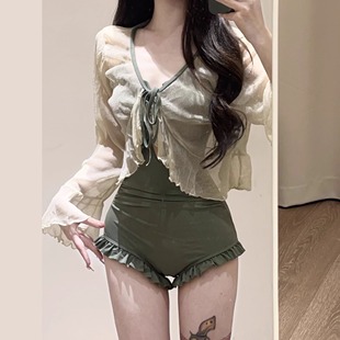 世可儿2025新款 度假风温泉 牛油果绿色遮肉显瘦保守连体泳衣女罩衫