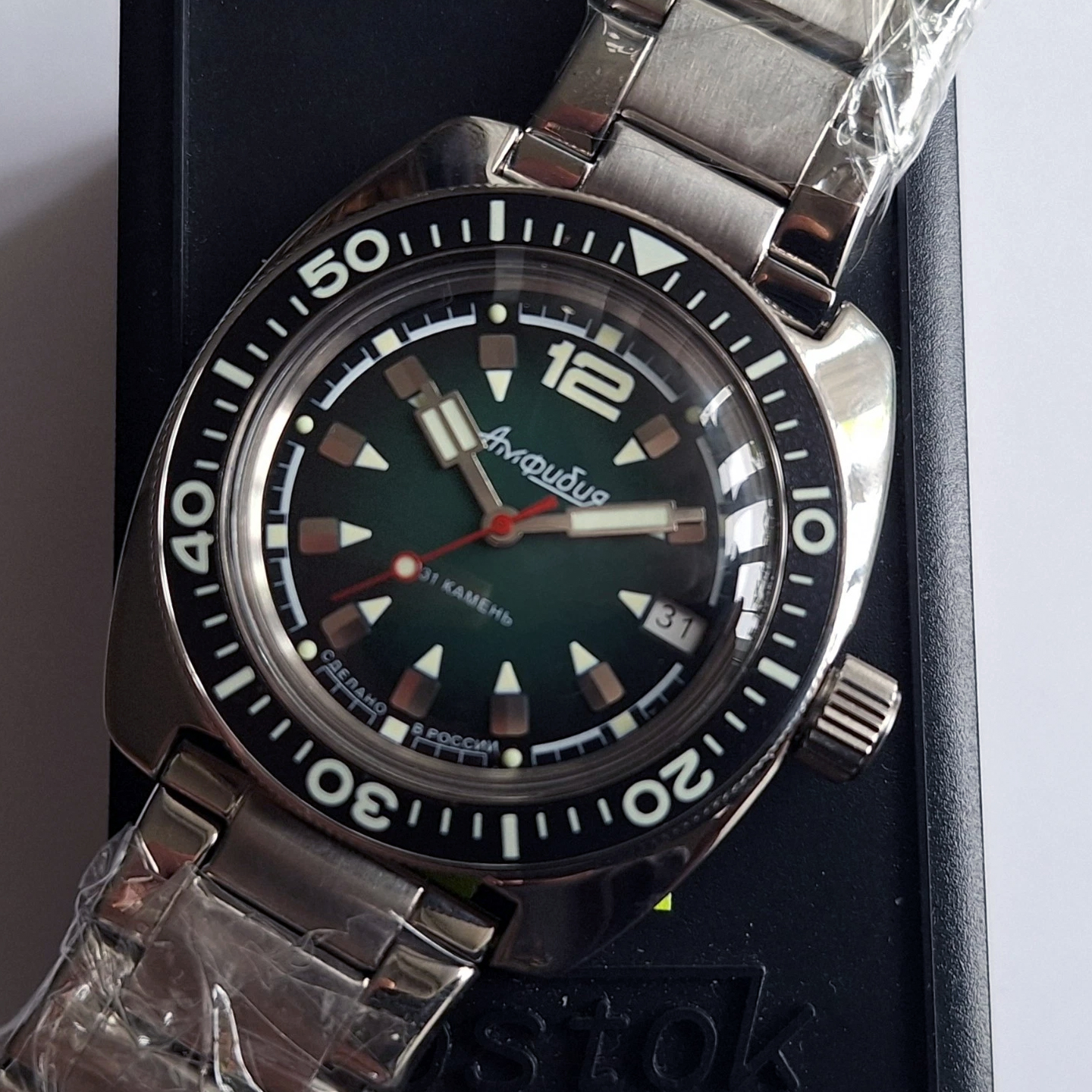 俄罗斯VOSTOK军表绿色全自动机械机芯200米防水防震夜光游泳进口