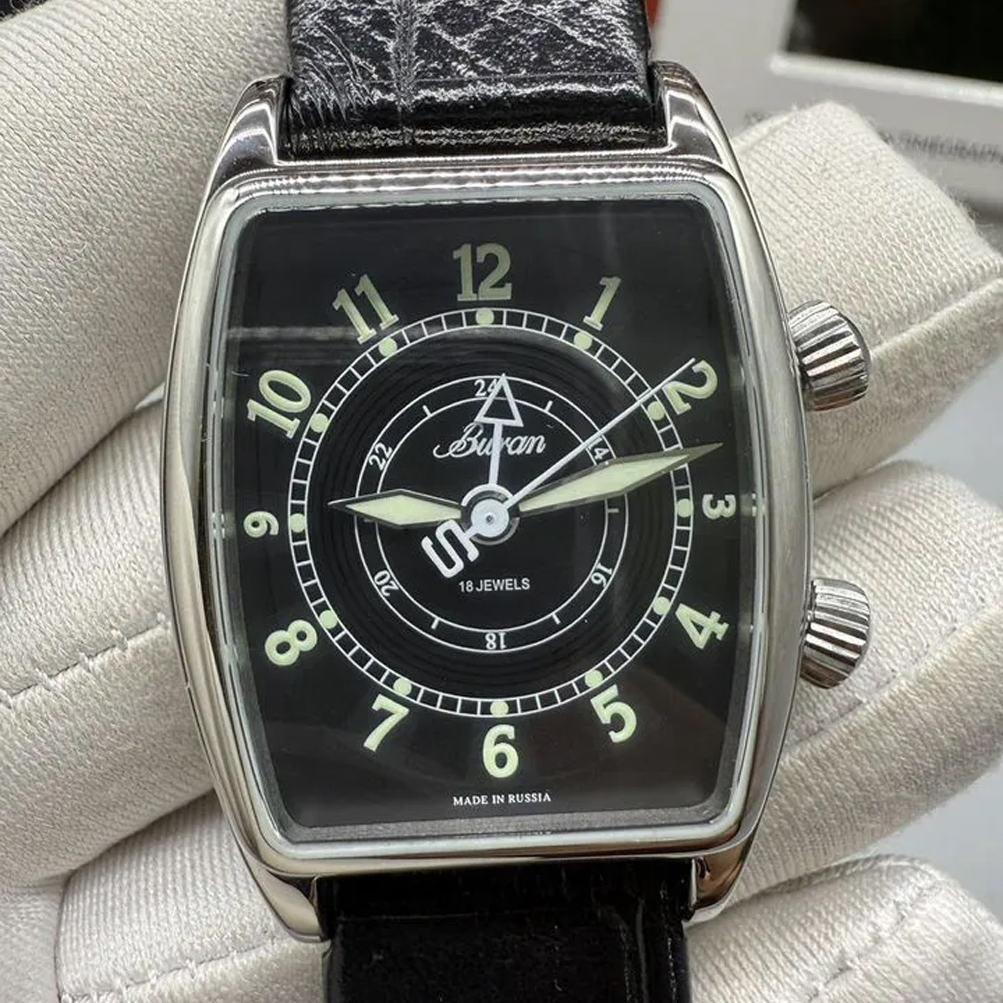 机械闹铃俄罗斯休闲风男士手表