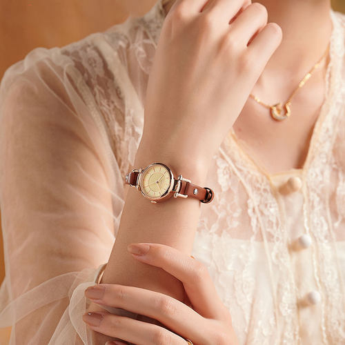 学生石英聚利时复古手表