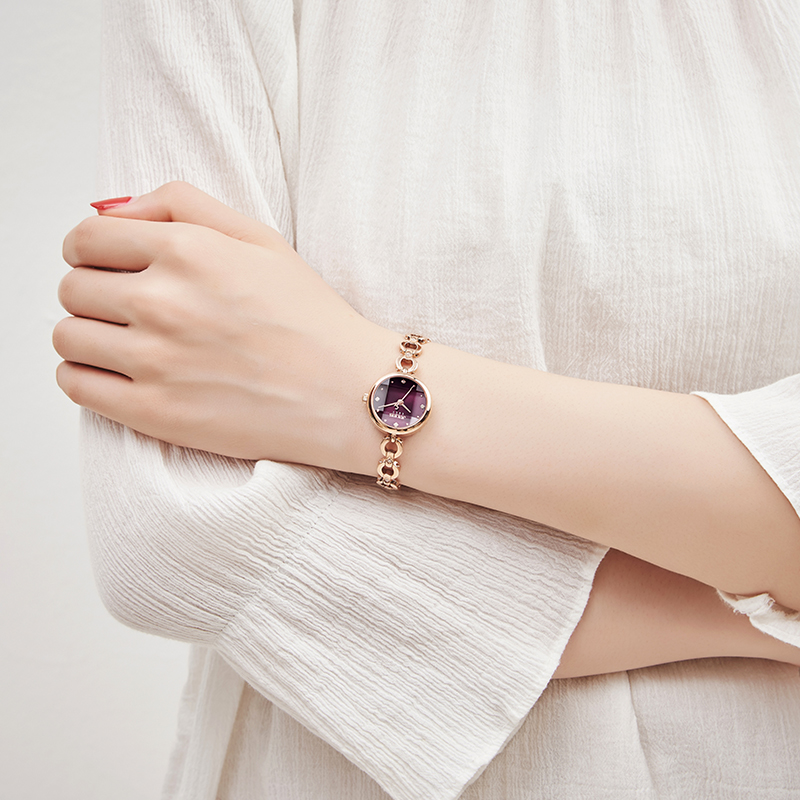 julius聚利时手表女士轻奢小众设计钢带高级感夏季名牌石英手链表