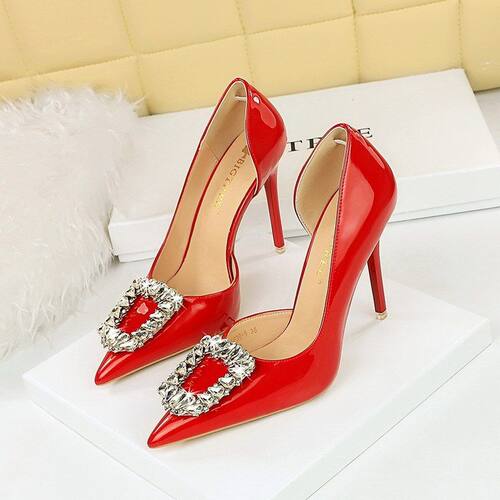 欧美风尖头浅口水钻镂空高跟婚鞋