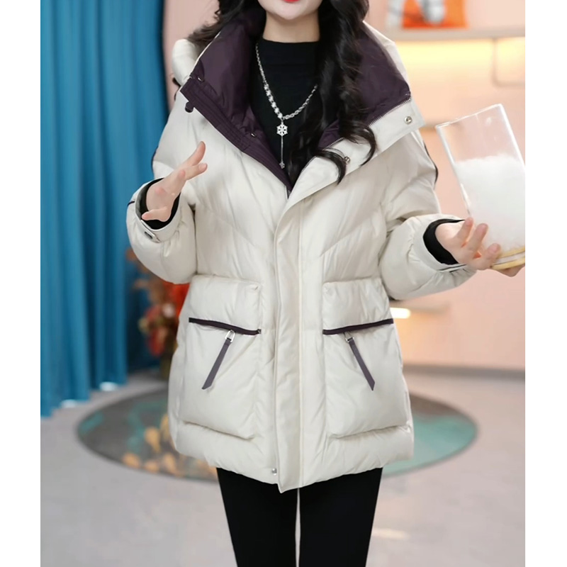 平湖羽绒服女冬季2025新款九江时尚洋气今年流行爆款小个子短外套