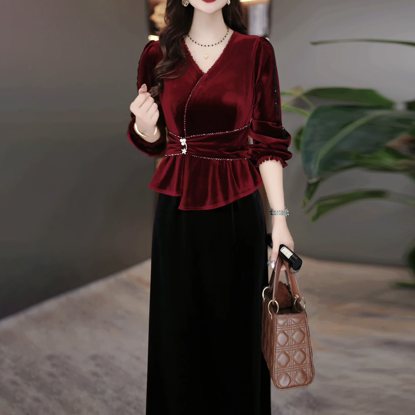 连衣裙2025新款女春秋十月一轻奢高级感高端喜婆婆婚宴装妈妈礼服