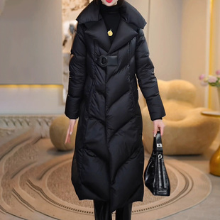 嘉兴平湖羽绒服女2025新款冬季九江今年流行爆款时尚妈妈中长外套