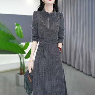 连衣裙2025新款女秋冬季十三行爆款气质妈妈轻奢高级感加厚配大衣